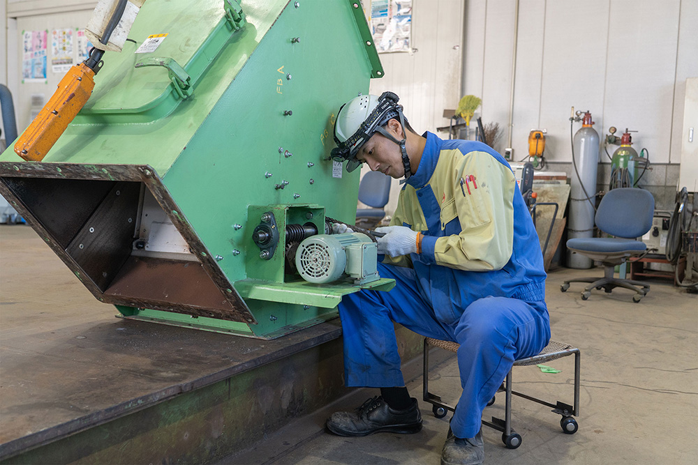 設備メンテナンス風景2